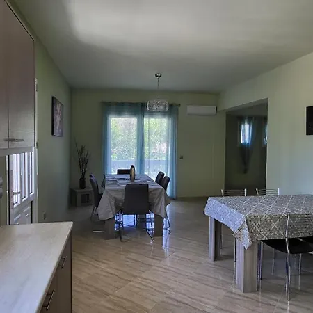Diamond Villa